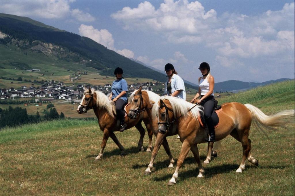 Alpen Apart Heiss 普鲁茨 外观 照片